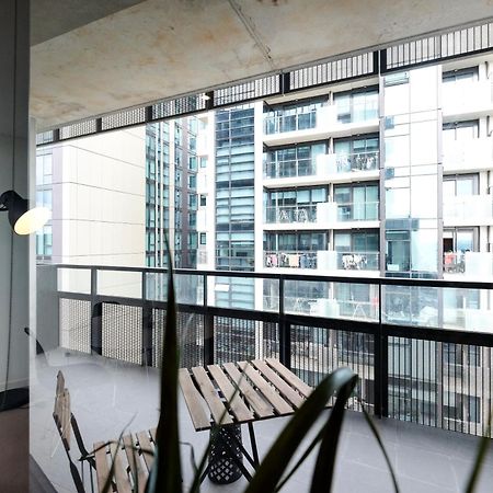 Mono Apartments On Franklin Street メルボルン エクステリア 写真