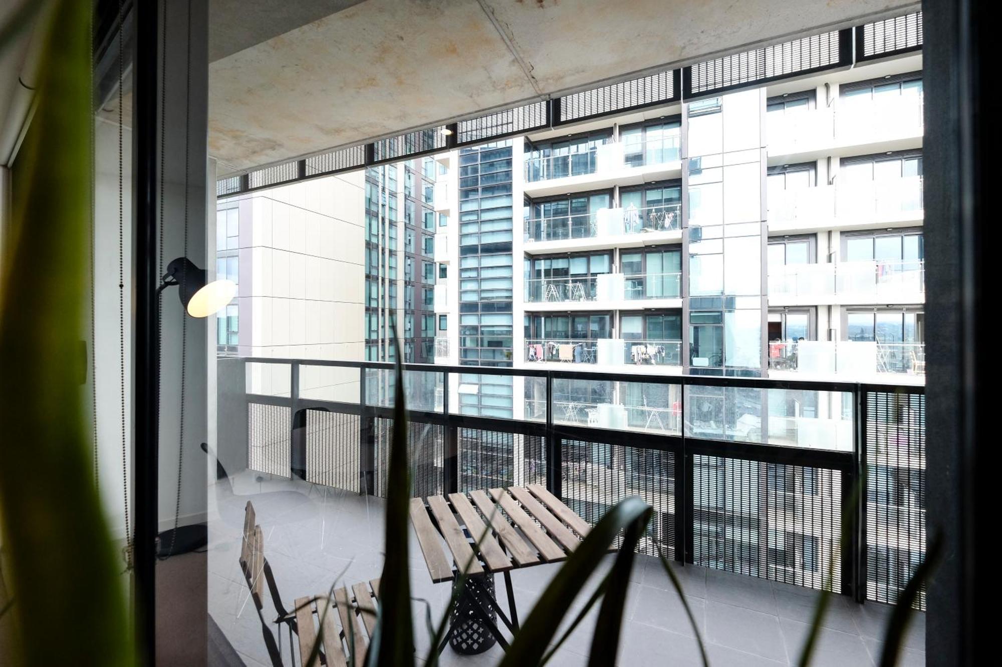 Mono Apartments On Franklin Street メルボルン エクステリア 写真